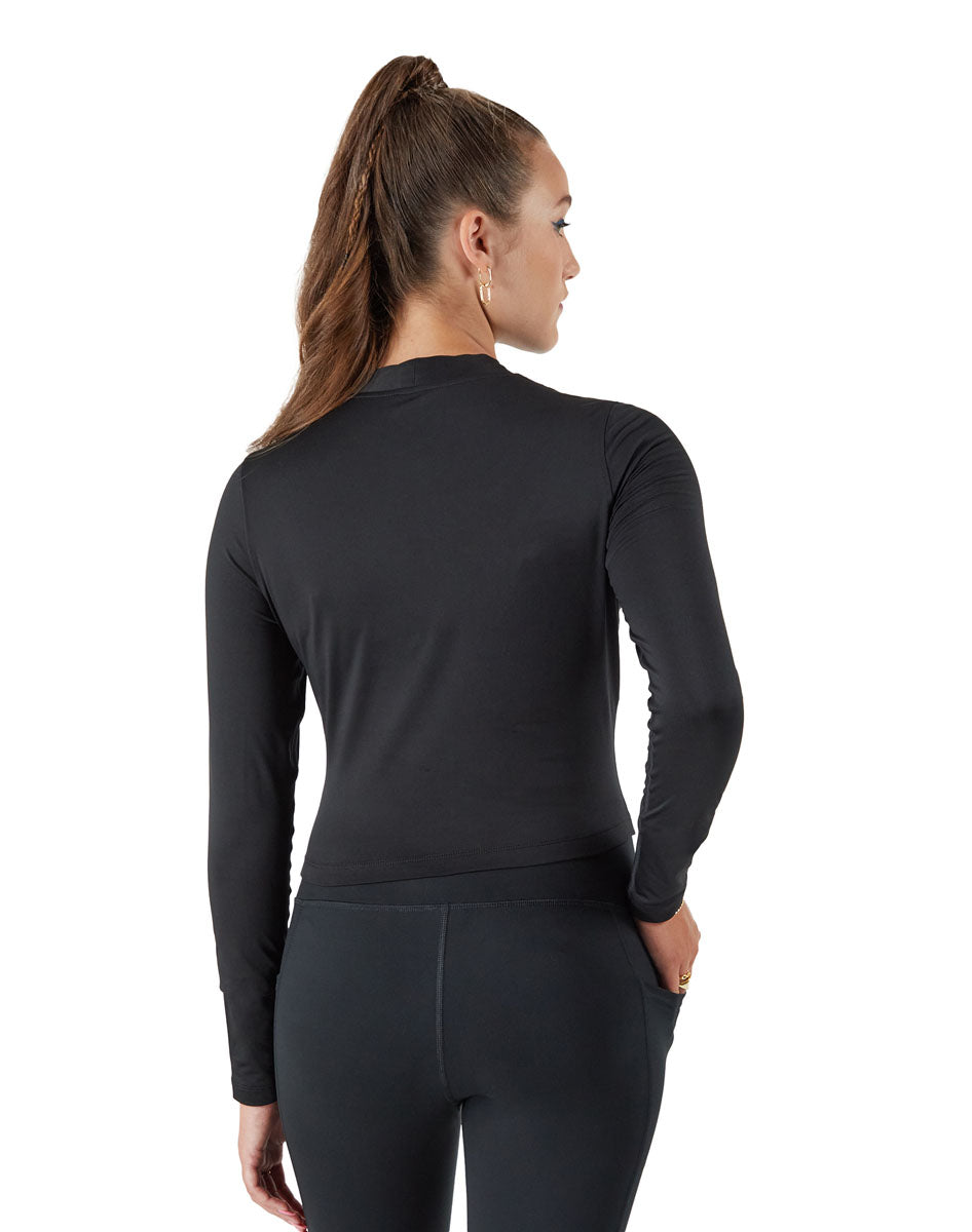 Playera Soft Touch de Manga Larga y Cuello Alto para Mujer