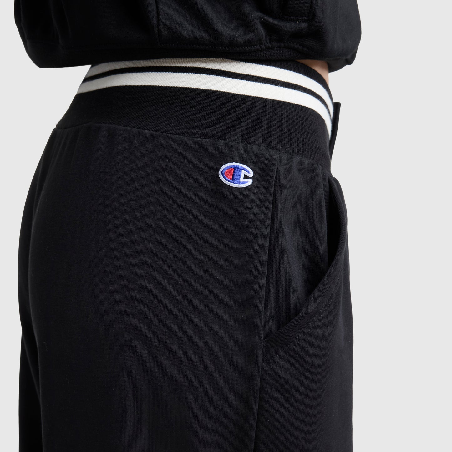 Jogger Tackle Snap Champion para Mujer
