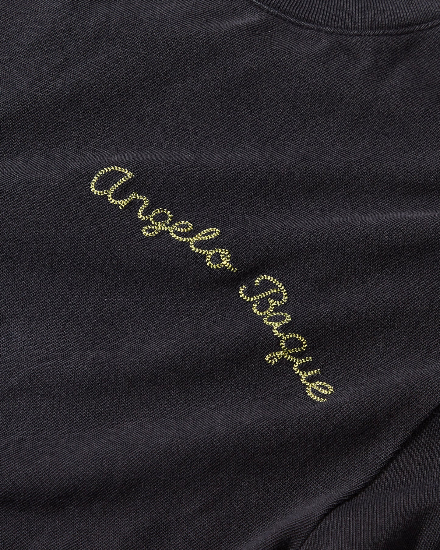 Playera manga larga "Vintage Dye, Mock Neck" X Angelo Baque